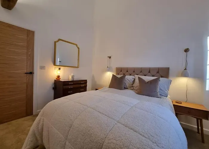 Blacksmiths بيت للعطل